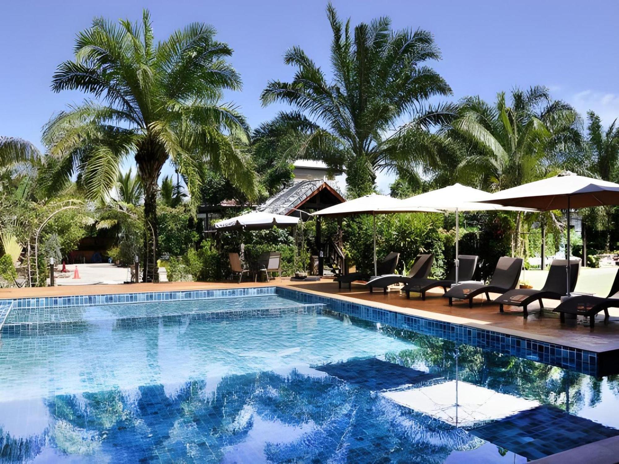 Vaccinated Staff -Capital O 727 Be One Resort Chiang Rai Exterior foto