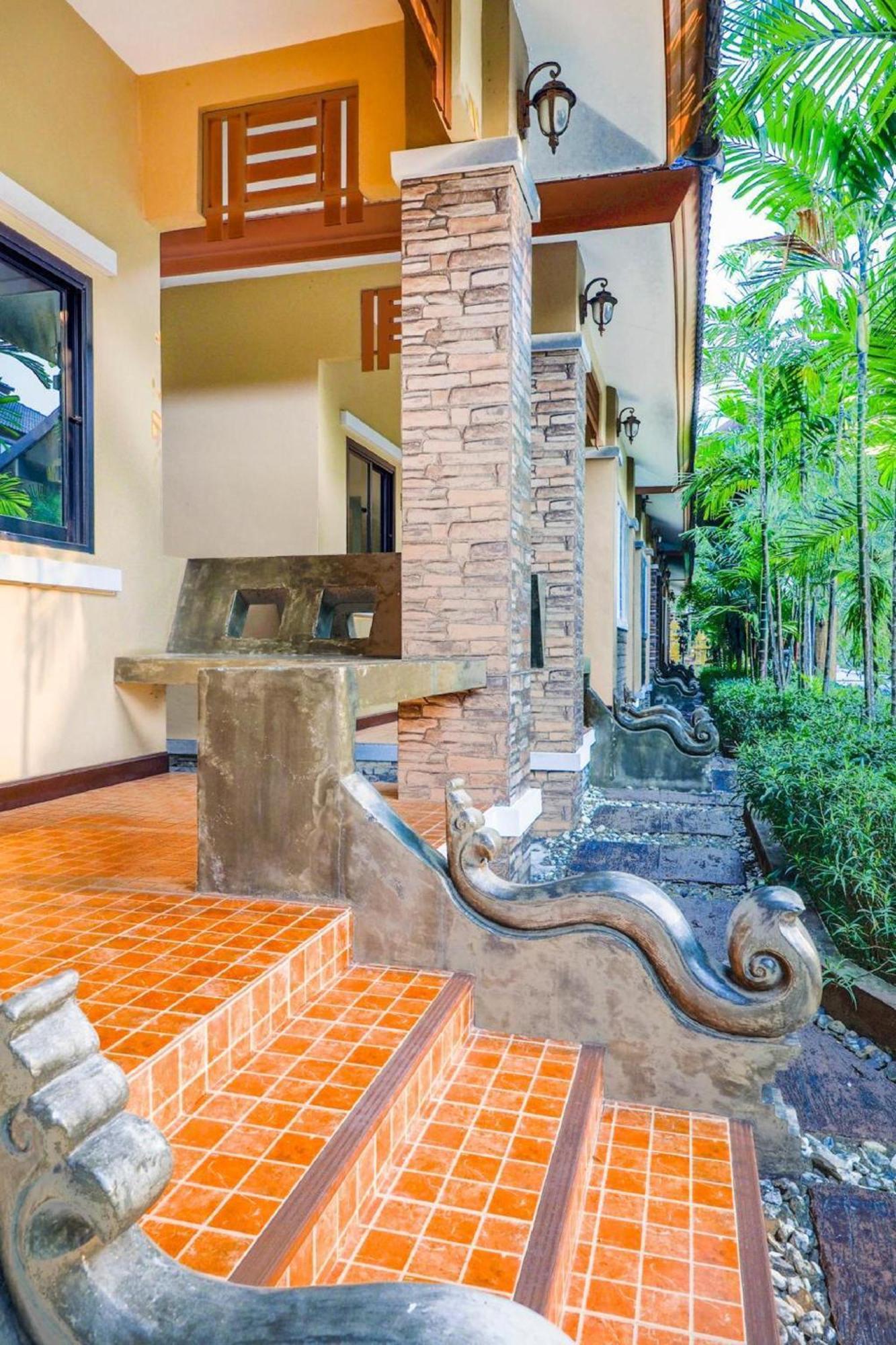 Vaccinated Staff -Capital O 727 Be One Resort Chiang Rai Exterior foto