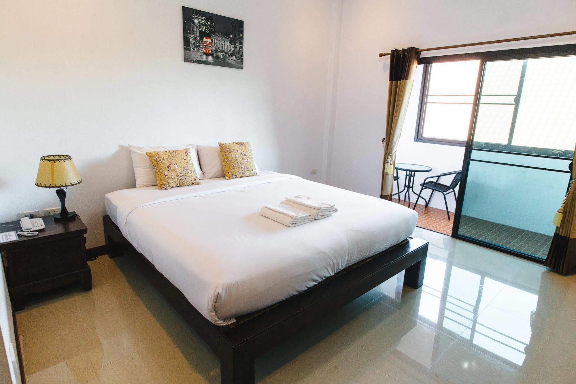 Vaccinated Staff -Capital O 727 Be One Resort Chiang Rai Exterior foto